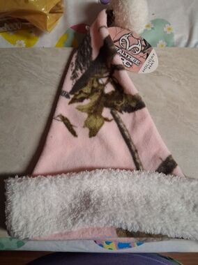 Realtree Pink Camo Baby Hat & Bib  Set And An  Adult Matching Hat